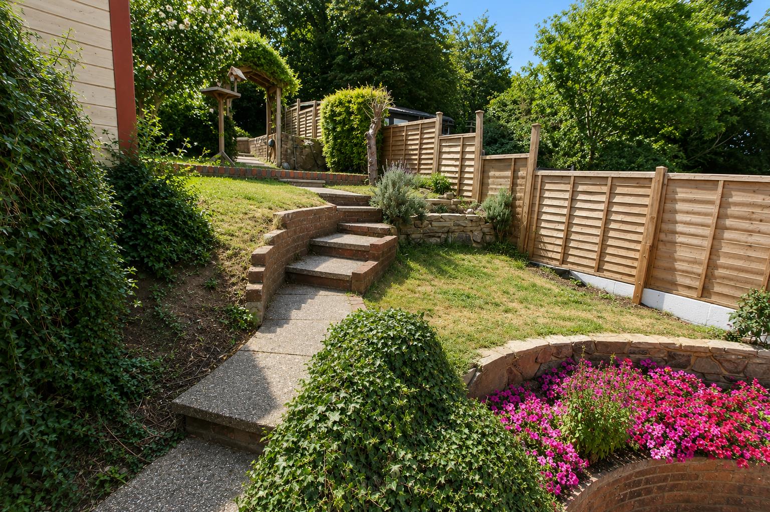 Thirlmere Avenue, Tilehurst, Reading